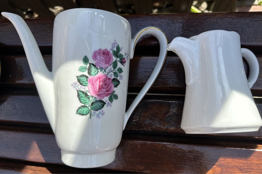 Чайники фарфоровые без крышки