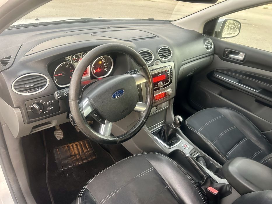 Ford focus titanium — photo 5