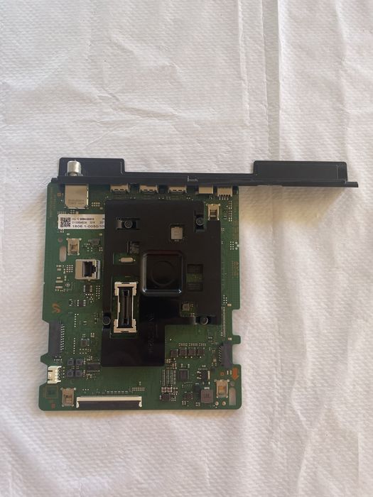 Samsung  UE65AU7105k