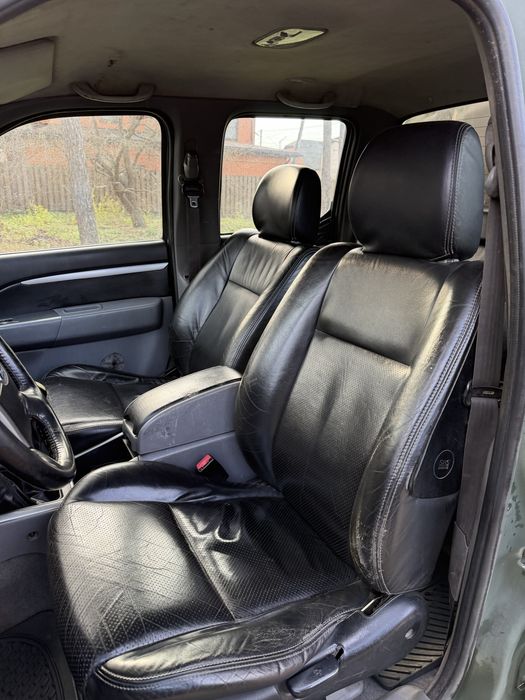 Пикап Ford Ranger 2.5 дизель 4*4 механика 2008 год