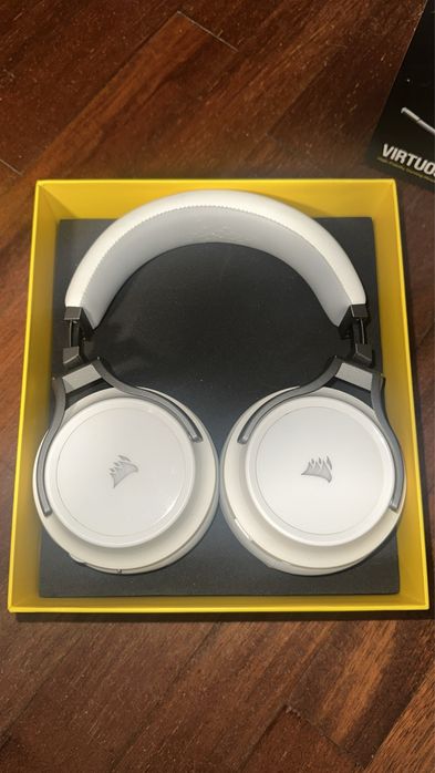 Auscultadores Corsair Virtuoso RGB