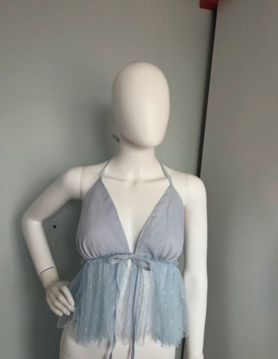 Top tiulowy na ramiaczkach baby blue