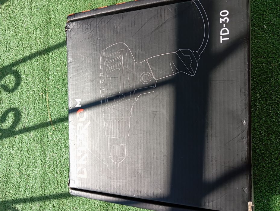 Продам шуруповёрт