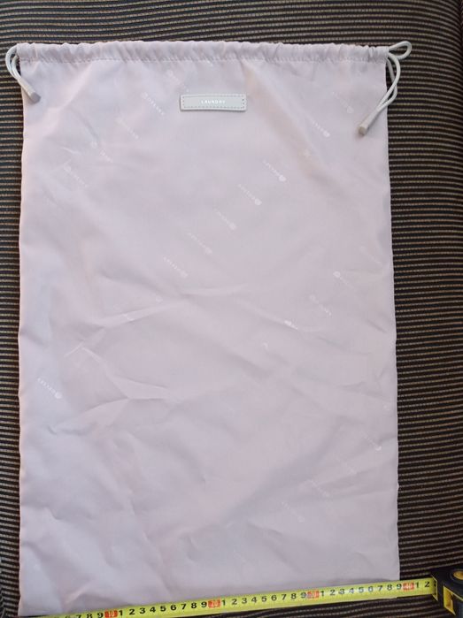 Продам чехлы ,пыльники Delsey