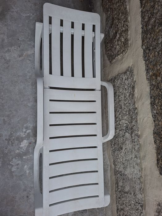 Espreguiçadeira poscina