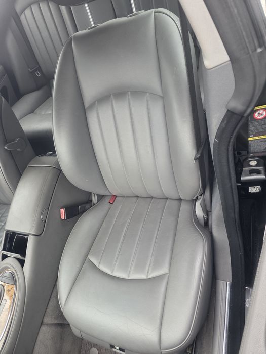 Fotele Komplet Skóry Mercedes CLS W219 Grzane Szare Kanapa