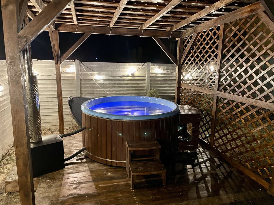 Будинок | Чан | Басейн Все разом. Подобова оренда Бориспіль