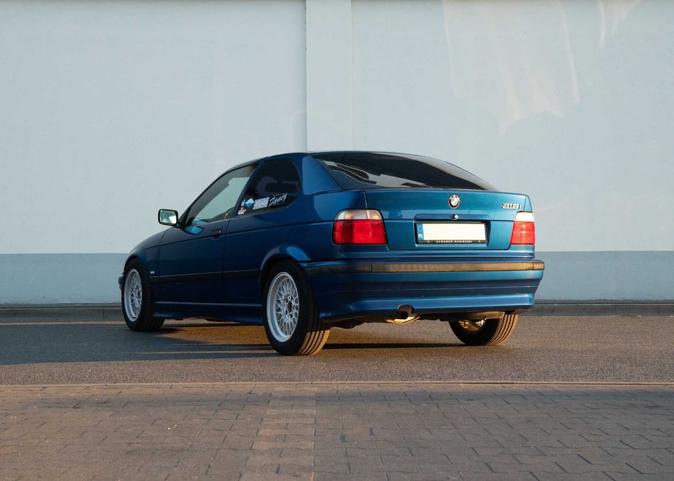 BMW e36 compact 316i 2000r.