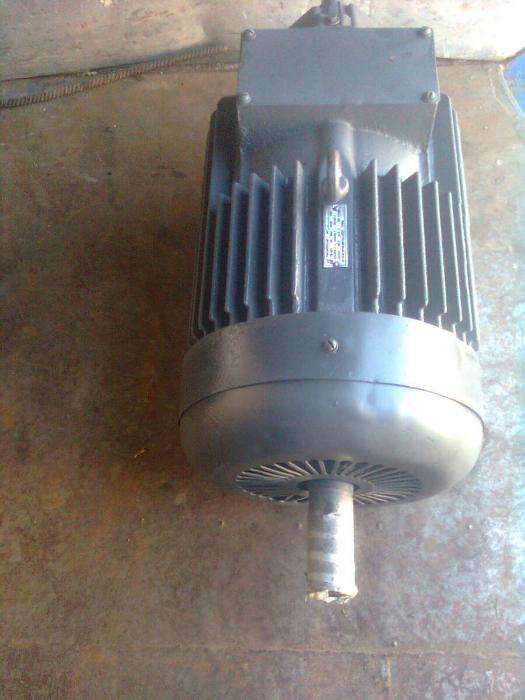 Электродвигатели 0.75 1.11.5 2.2 3 4 5.5 7.5 11 15 18.5 квт на складе