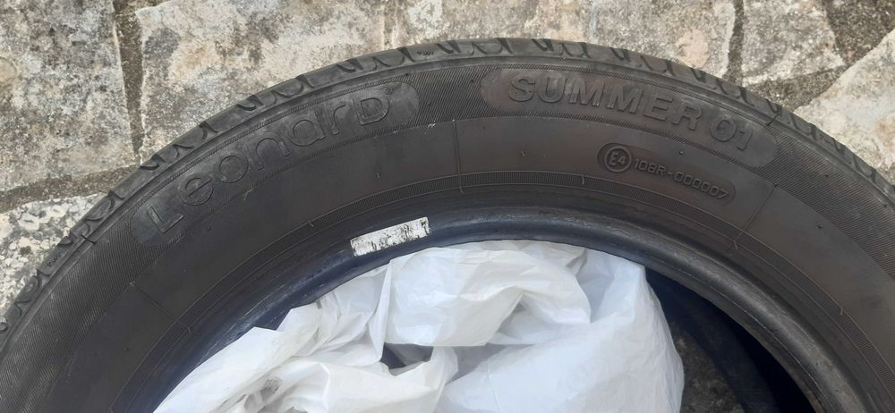Pneu 175/65/15 - Bom estado
