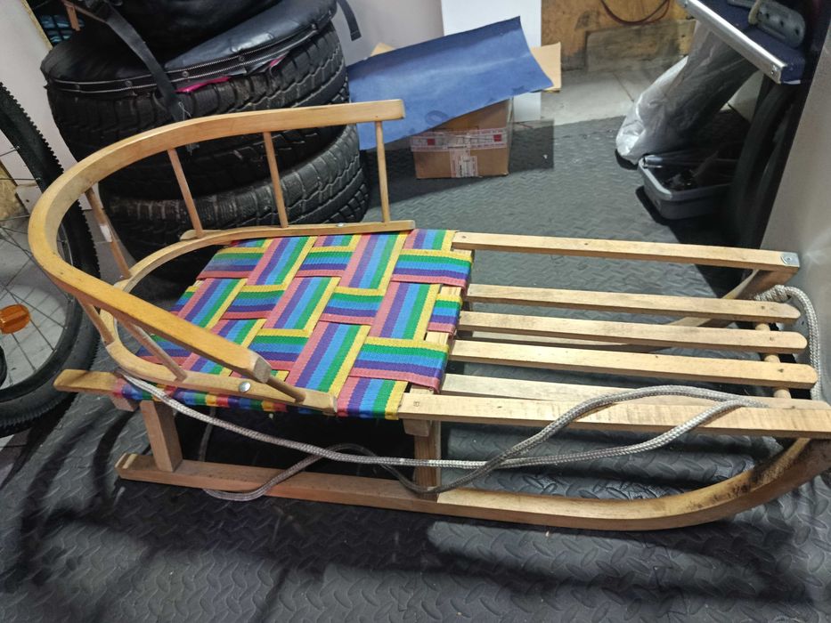 Sanki drewniane dla dzieci