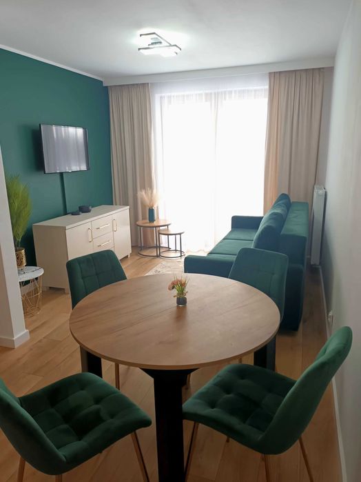 Nowe mieszkanie 2 pokoje z miejscem postojowym, internetem i kablówką