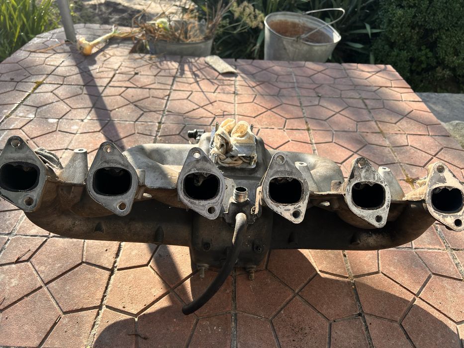 Впускний колектор бмв м30 б30