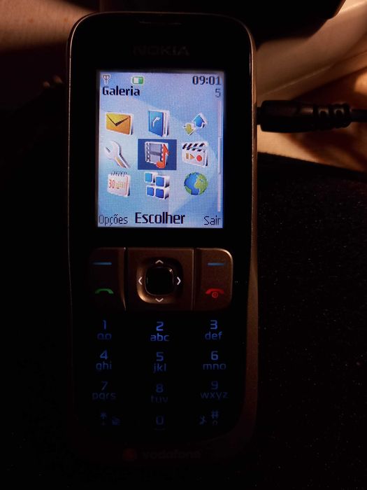 Telemóvel Nokia 2630 (Portes incluídos)