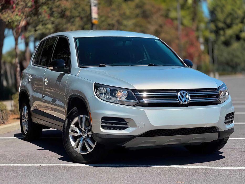 Volkswagen Tiguan      2013