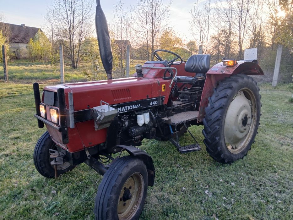 Ciągnik CASE International 440S