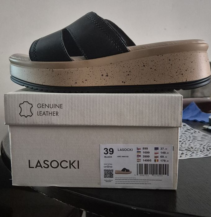 KlapkiI damskie skórzane LASOCKI R.38