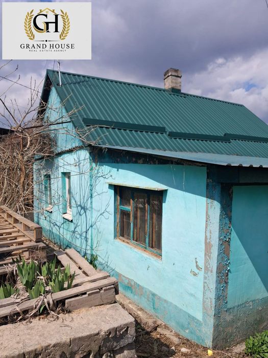 Продам будинок на Озерній Балці