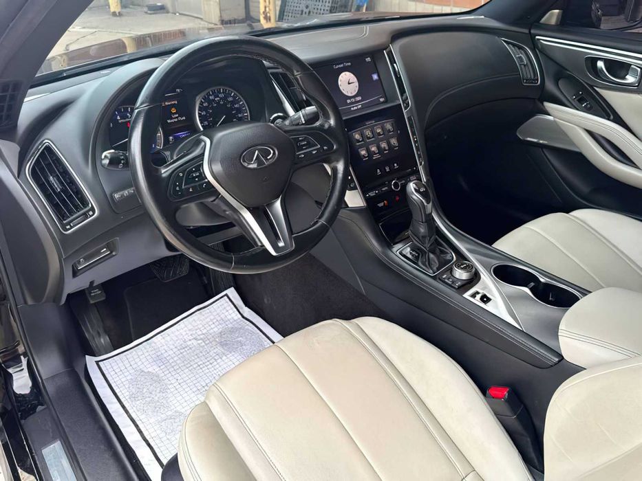 Infiniti Q60 3.0      2018
