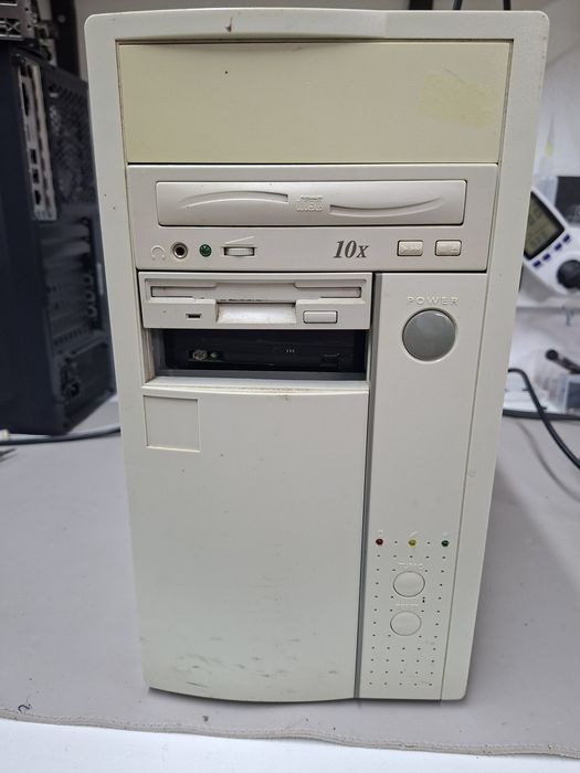 PC retro i486 DX2 completo