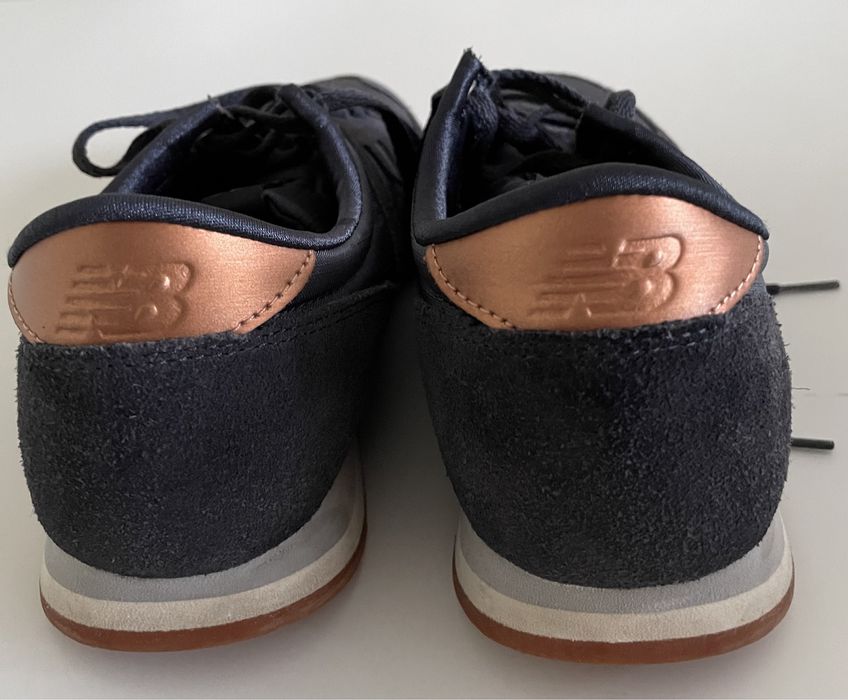 Sapatilhas sra new balance modelo 420 em azul