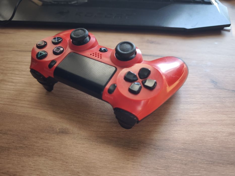 Kontroler Sony PlayStation 4