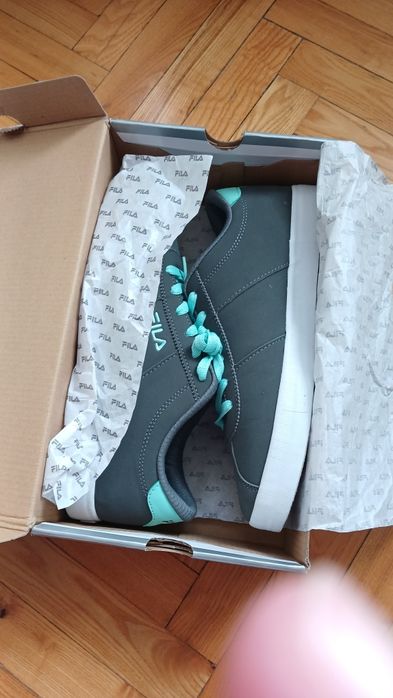 Кеди жіночі Fila розмір 41-42 нові