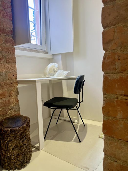 Secretaria lacada a branco