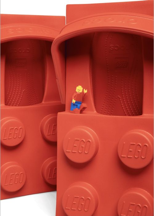 Chodaki klapki buty CROCS ze wzorem klocka LEGO rozm. 43/44