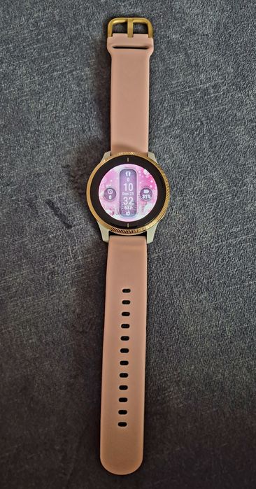 Zegarek GARMIN VENU Różowe złoto
