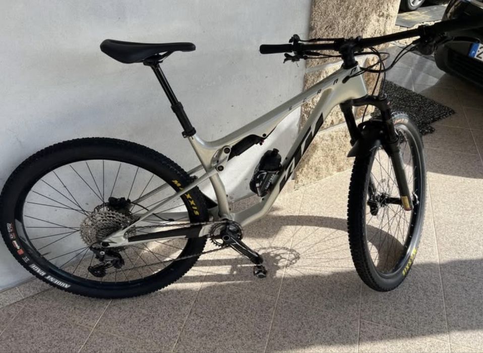 KTM Scarpa BTT Suspensão Total Roda29 Carbono