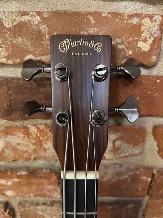Gitara basowa Martin BC-16E