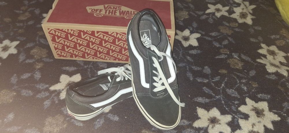 Vans originais com caixa tamanho 38