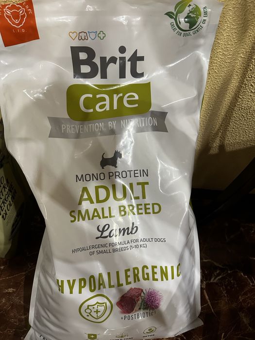 Корм Brit care.