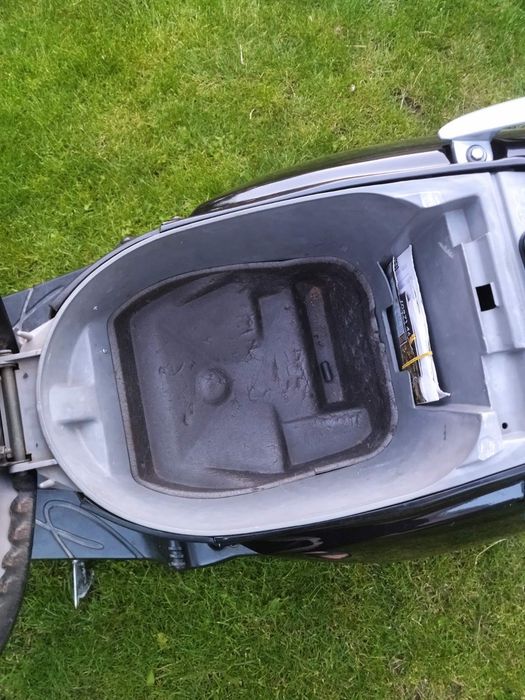 Yamaha grand axis 100