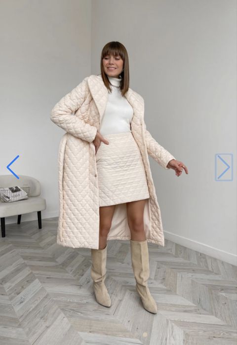 Пальто стьобане під пояс від бренду One by one молочного