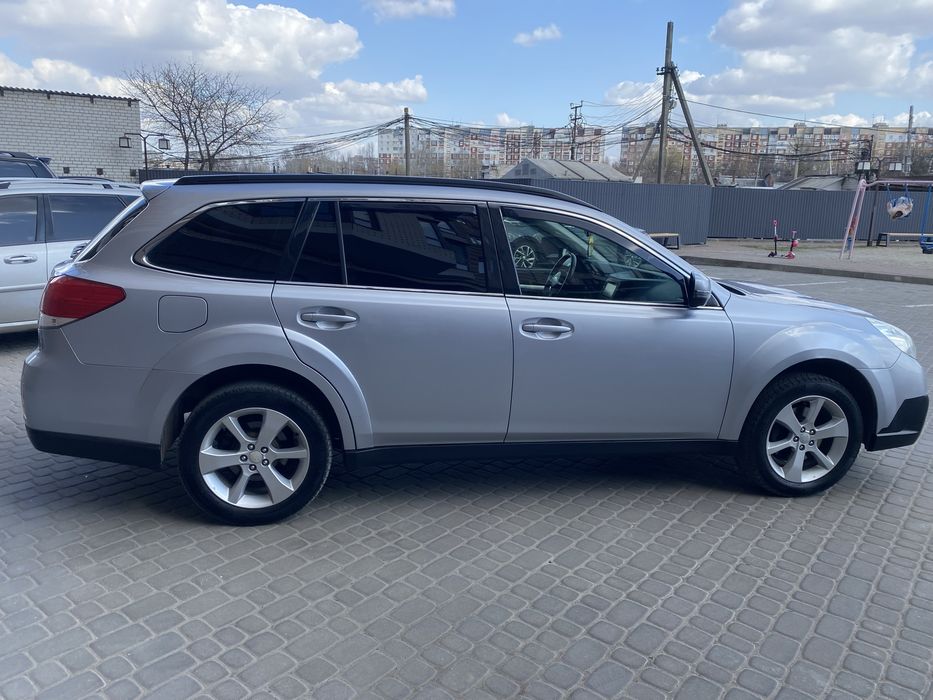 Subaru Outback продам
