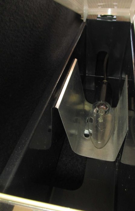 Armário de casa de banho suspenso com espelho luz e prateleiras de arrumação