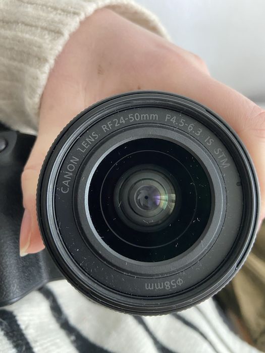 Canon EOS RP com lente 24-50mm