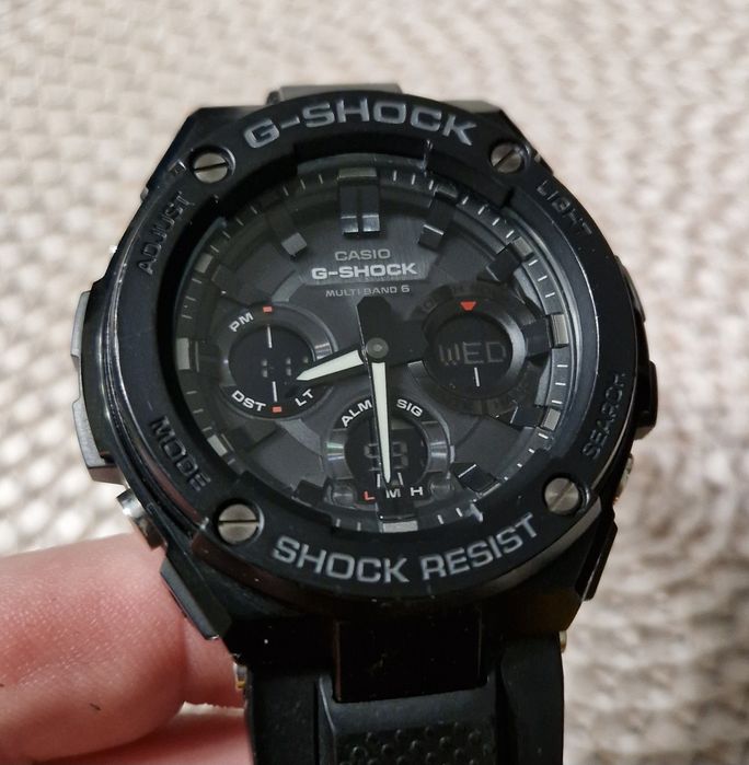 Casio G-Shock GST-W100B RADIO+SOLAR / pasek RED
