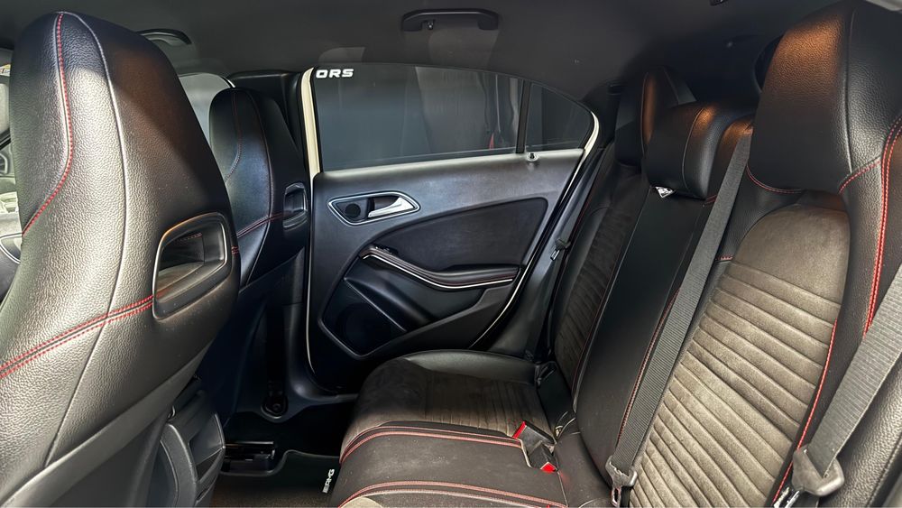 Mercedes-Benz A 180 — fotografia 10