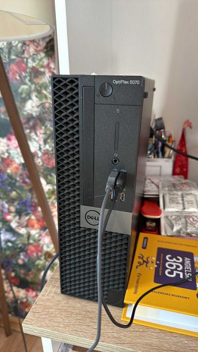 Komputer OptiPlex5070 + monitor+myszka+klawiatura
