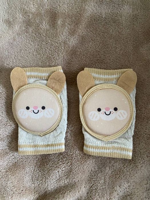 Наколінники для діток нові