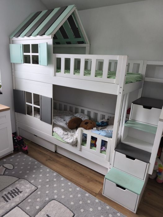 Łóżko piętrowe domek firmy Woodpassion