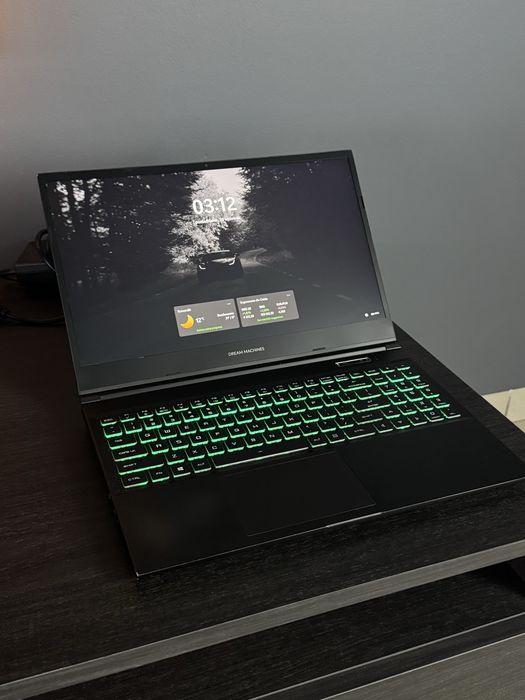 Laptop Dream Machines  15,6” RG3060 - i7 10750H/RTX3060/16GB/1TB SSD/240Hz