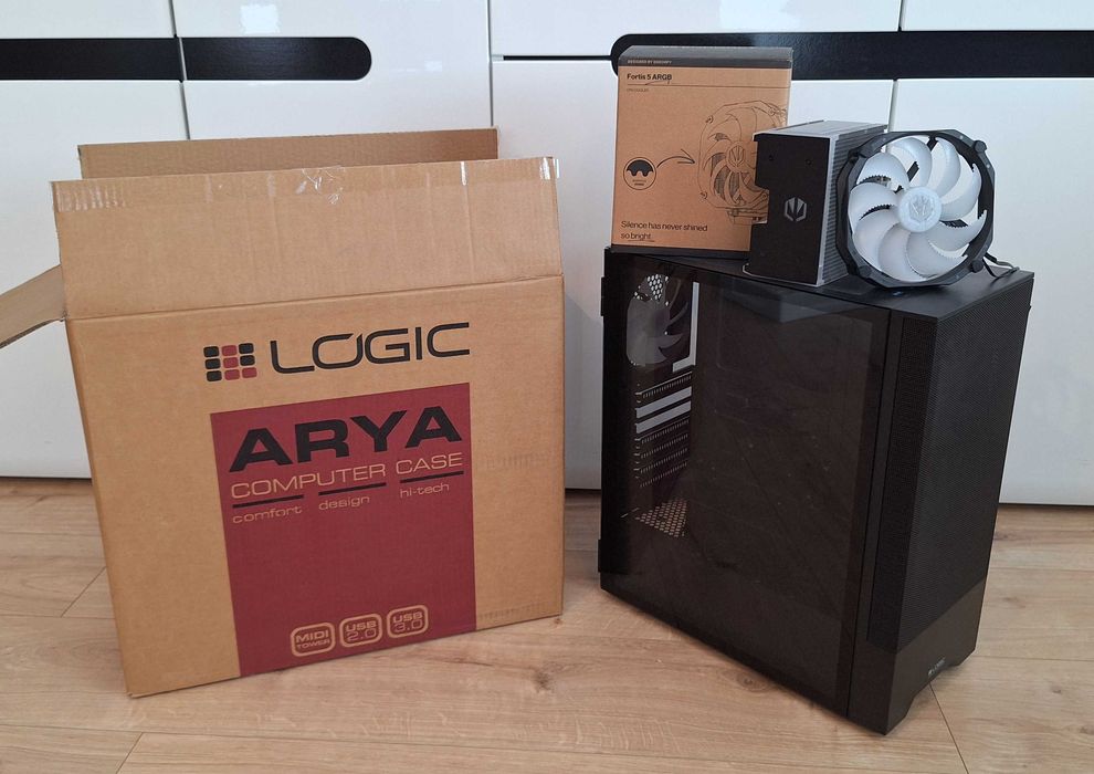 Obudowa Logic Arya + chłodzenie Fortis 5 ARGB