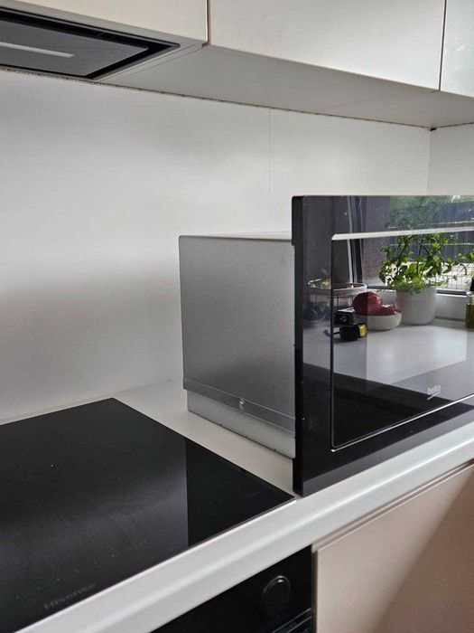 Kuchenka mikrofalowa Beko BMGB25333 czarna NOWA