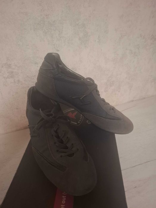 Кросівки сірі HOGAN