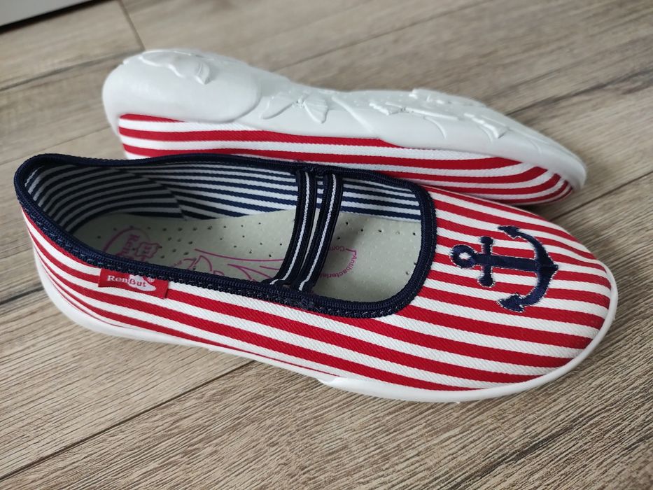NOWE Balerinki /kapcie Renbut 33