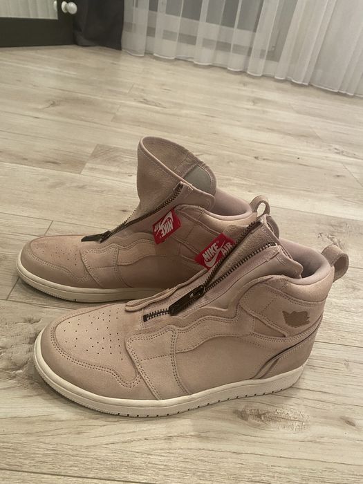 Nike  кросівки жіночі